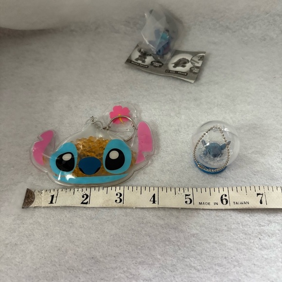 Set of 3 STITCH Snow Globe Keychain Puffy Charm Gashapon Figure Disney Japan - Picture 3 of 12